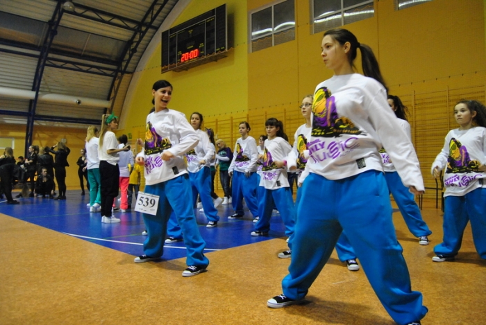 Dobrzyń n. Wisłą: Roztańczony turniej - fotoreportaż