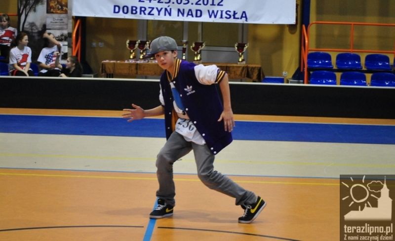 Dobrzyń n. Wisłą: Roztańczony turniej - fotoreportaż