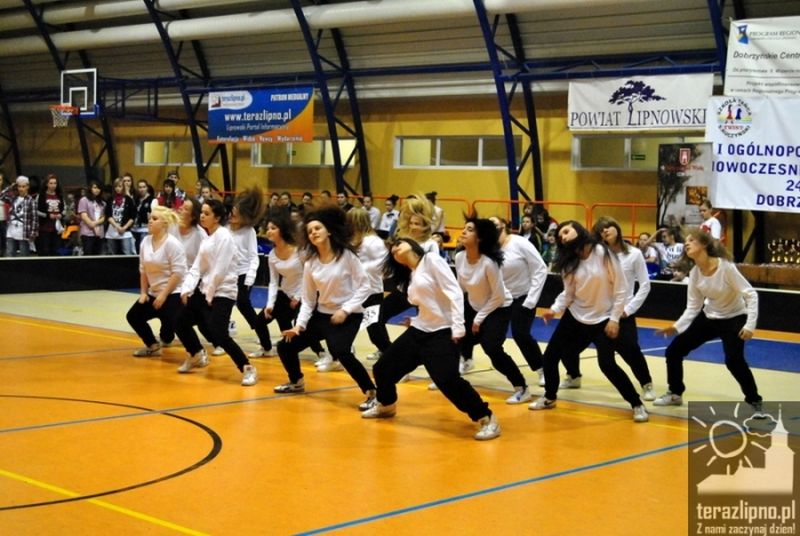 Dobrzyń n. Wisłą: Roztańczony turniej - fotoreportaż