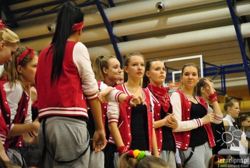 Dobrzyń n. Wisłą: Roztańczony turniej - fotoreportaż