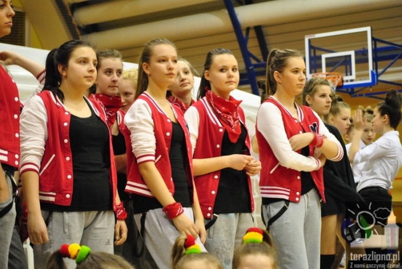 Dobrzyń n. Wisłą: Roztańczony turniej - fotoreportaż