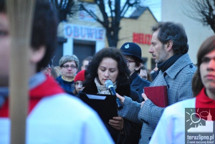 Droga Krzyżowa ulicami miasta - fotoreportaż