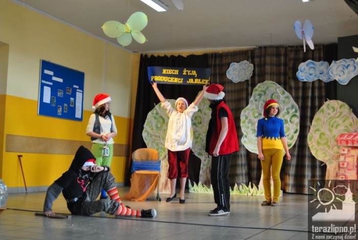 Karnkowo: Drzwi otwarte w Zespole Szkół - fotoreportaż