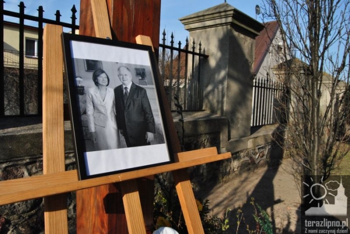 Katastrofa Smoleńska w naszej pamięci - fotoreportaż