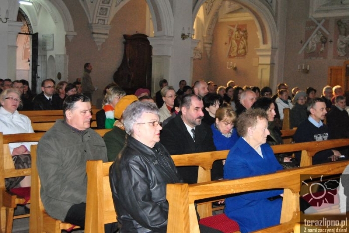 Katastrofa Smoleńska w naszej pamięci - fotoreportaż