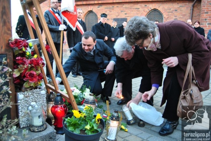 Katastrofa Smoleńska w naszej pamięci - fotoreportaż