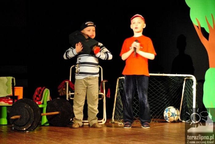 Sceniczne zmagania maluchów - fotoreportaż