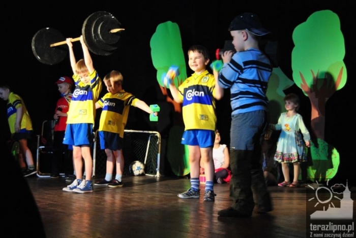 Sceniczne zmagania maluchów - fotoreportaż