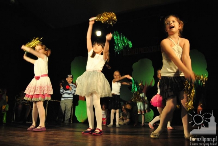 Sceniczne zmagania maluchów - fotoreportaż