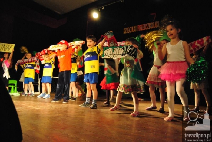 Sceniczne zmagania maluchów - fotoreportaż