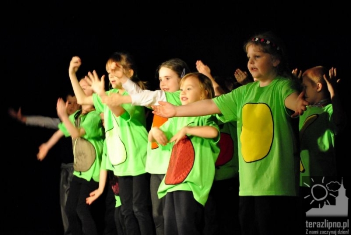 Sceniczne zmagania maluchów - fotoreportaż