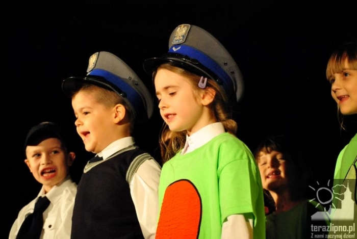 Sceniczne zmagania maluchów - fotoreportaż