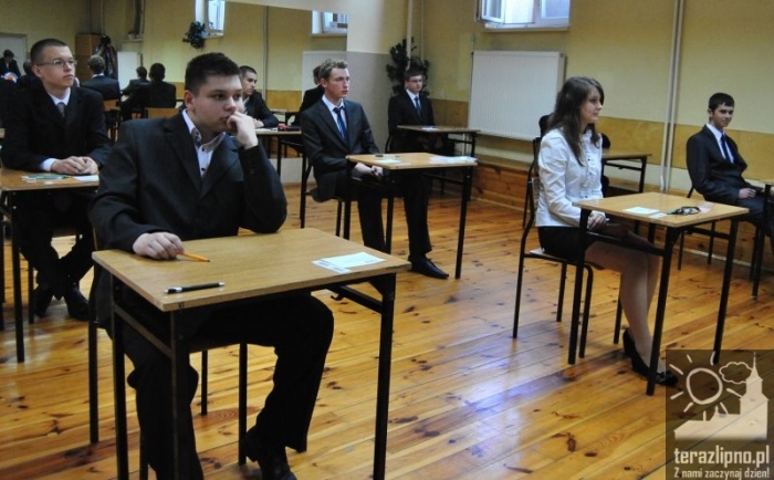 Matura gimnazjalistów - fotoreportaż