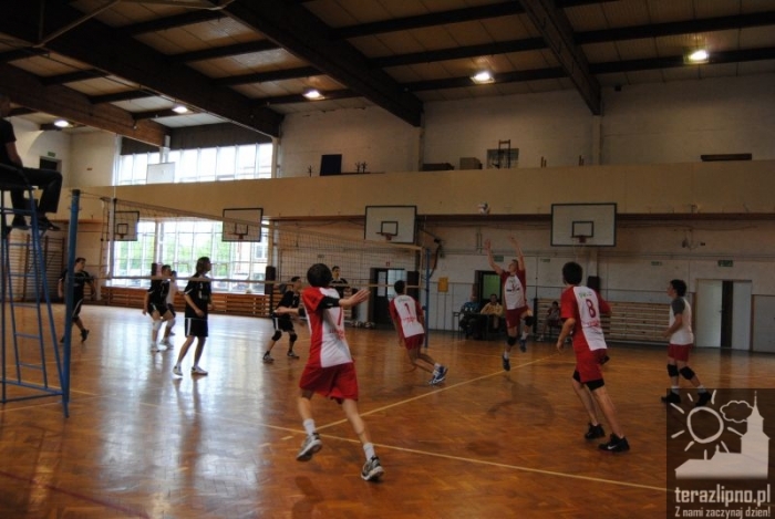 Turniej siatkówki w ZST - fotoreportaż