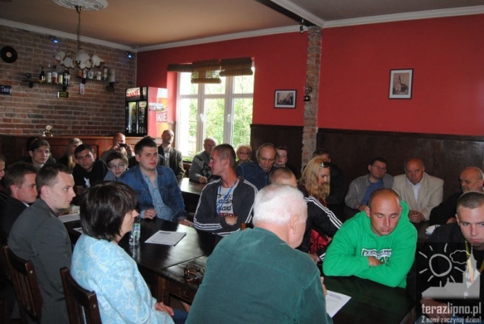 Korwin - Mikke spotkał się z mieszkańcami - fotoreportaż