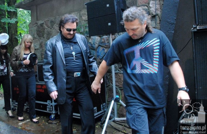 Krawczyk przyciągnął mieszkańców - fotoreportaż