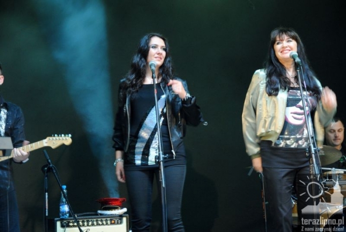 Krawczyk przyciągnął mieszkańców - fotoreportaż