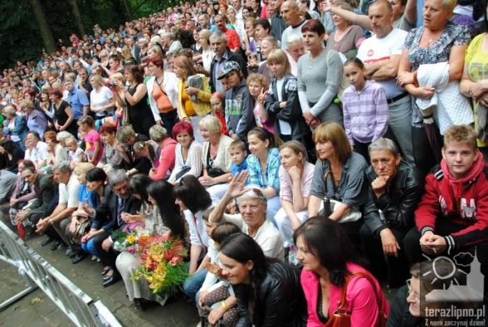 Krawczyk przyciągnął mieszkańców - fotoreportaż