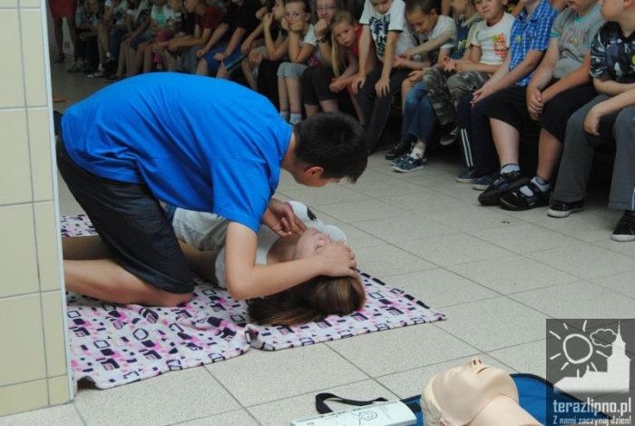 Lipnowscy ratownicy dzieciom - fotoreportaż