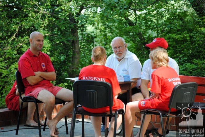 Kikół: ratownicy nad jeziorem - fotoreportaż