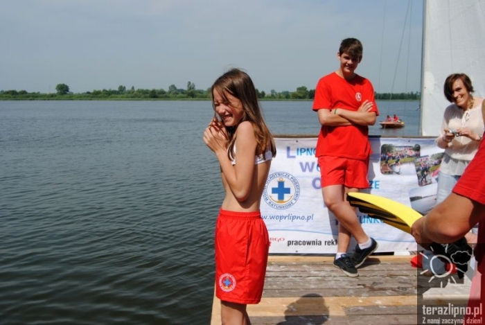 Kikół: ratownicy nad jeziorem - fotoreportaż