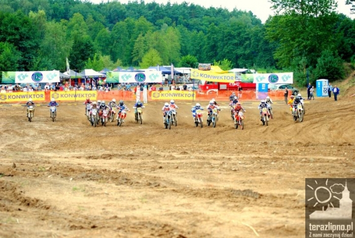 W kurzu i hałasie - fotoreportaż