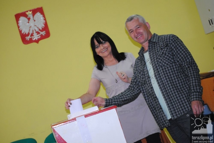 Wybory w trakcie! Niewielka frekwencja - fotoreportaż