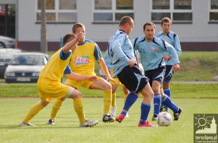Zdjęcia z meczu Mienia w Warlubiu - fotoreportaż