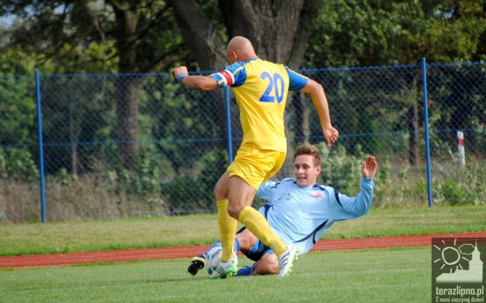 Zdjęcia z meczu Mienia w Warlubiu - fotoreportaż