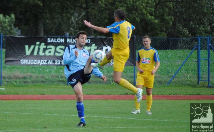 Zdjęcia z meczu Mienia w Warlubiu - fotoreportaż