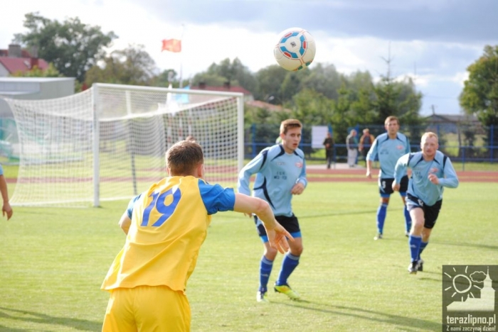 Zdjęcia z meczu Mienia w Warlubiu - fotoreportaż