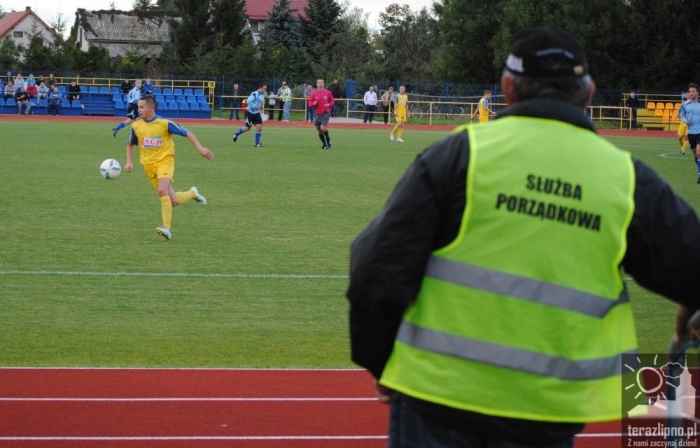 Zdjęcia z meczu Mienia w Warlubiu - fotoreportaż