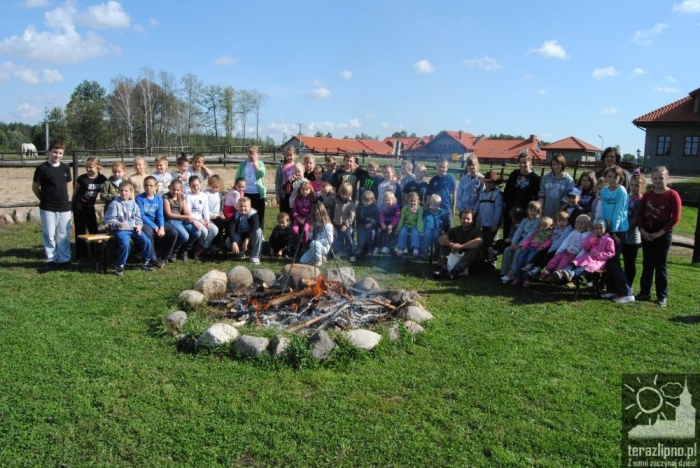 Popowo: dzieci oczyściły las - fotoreportaż