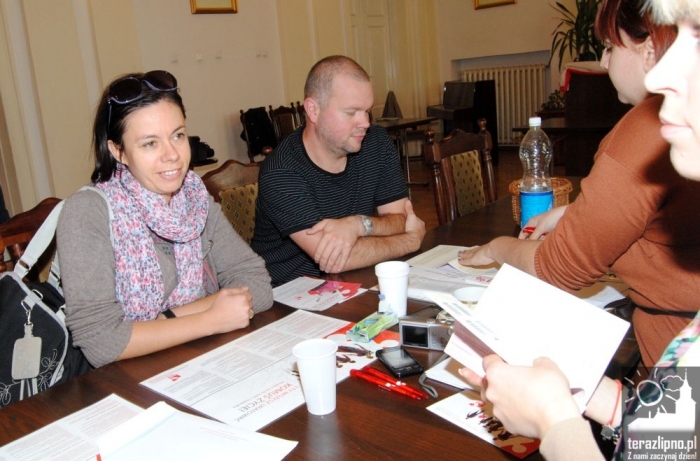 Chcą pomóc genetycznym bliźniakom - fotoreportaż