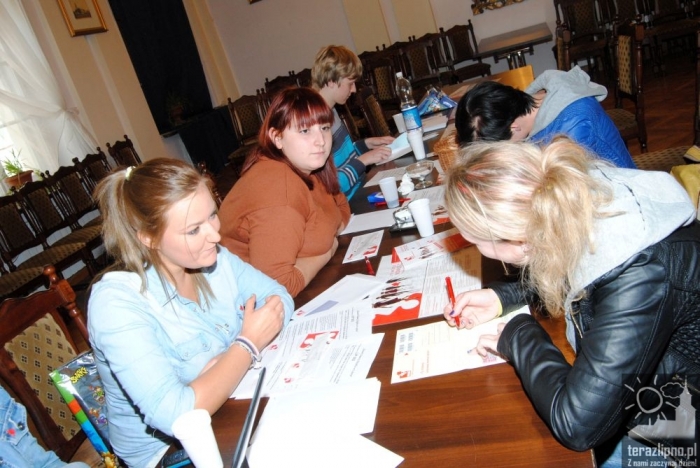 Chcą pomóc genetycznym bliźniakom - fotoreportaż