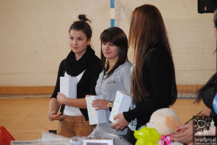 Zebrano prawie dwa tysiące - fotoreportaż