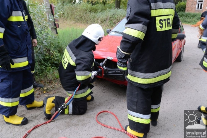 Pożar lasu i poważny wypadek w Brzeźnie! - fotoreportaż