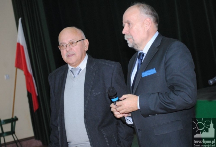 Pełna sala na spotkaniu z Attache - fotoreportaż