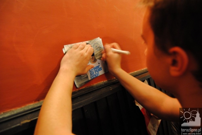 CeZik kleił nuty w Nawojce - fotoreportaż