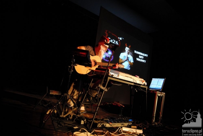 CeZik kleił nuty w Nawojce - fotoreportaż