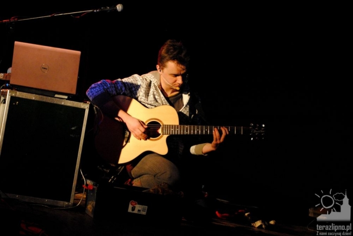 CeZik kleił nuty w Nawojce - fotoreportaż