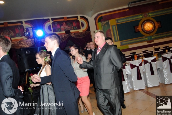 Zobacz jak bawili się maturzyści w Skępem - fotoreportaż