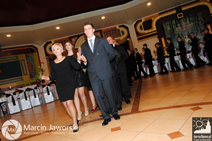 Zobacz jak bawili się maturzyści w Skępem - fotoreportaż