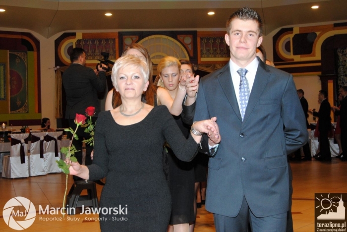 Zobacz jak bawili się maturzyści w Skępem - fotoreportaż