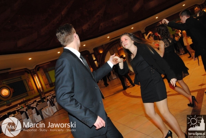 Zobacz jak bawili się maturzyści w Skępem - fotoreportaż