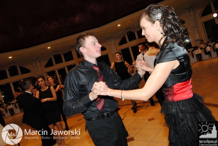 Zobacz jak bawili się maturzyści w Skępem - fotoreportaż