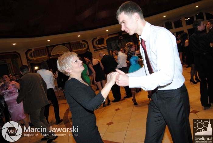 Zobacz jak bawili się maturzyści w Skępem - fotoreportaż