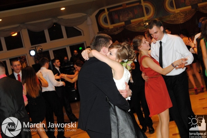 Zobacz jak bawili się maturzyści w Skępem - fotoreportaż