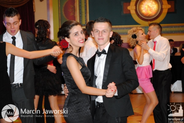 Zobacz jak bawili się maturzyści w Skępem - fotoreportaż