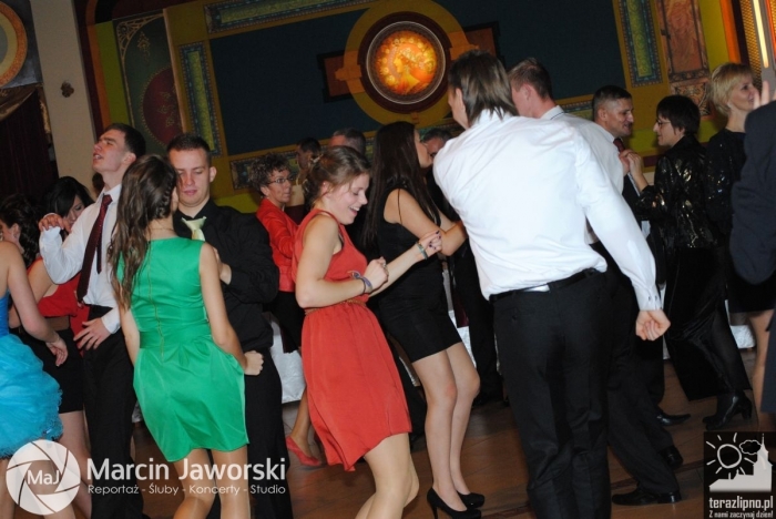 Zobacz jak bawili się maturzyści w Skępem - fotoreportaż